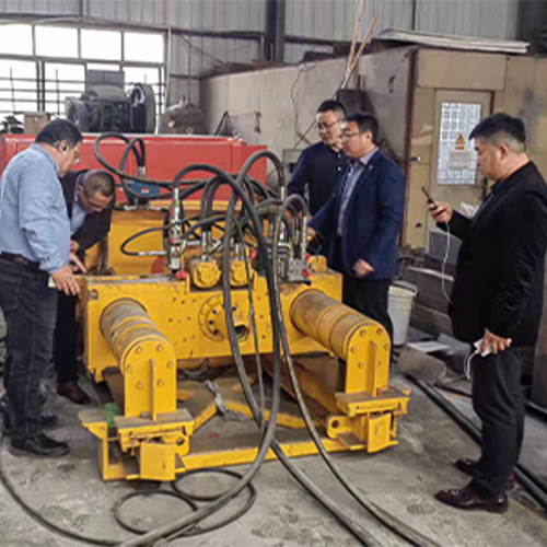 自主研發(fā)坑道機